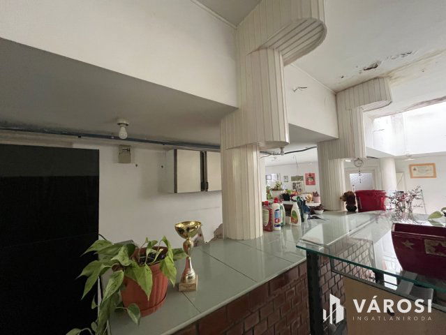 Eladó családi ház, Debrecenben 169 M Ft, 3 szobás