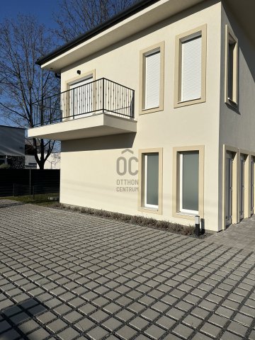 Kiadó téglalakás, albérlet, Siófokon 350 E Ft / hó, 3 szobás