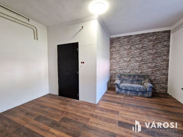 Eladó családi ház, Körösladányban 15 M Ft, 3 szobás