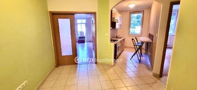 Eladó téglalakás, Győrött 58.9 M Ft, 1+1 szobás