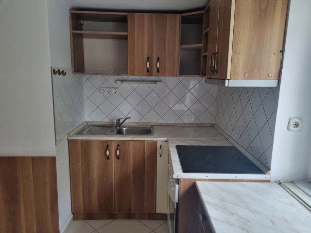 Kiadó téglalakás, albérlet, Tatabányán 150 E Ft / hó