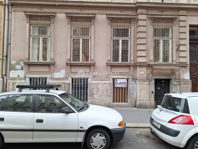 Eladó üzlethelyiség, Budapesten, IX. kerületben 48 M Ft