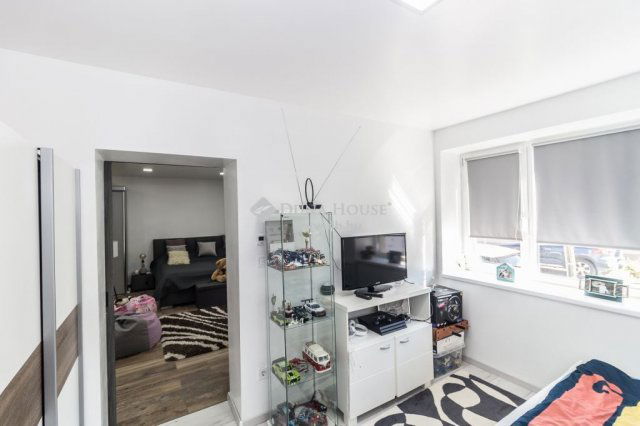 Eladó családi ház, Szombathelyen 199 M Ft, 3+2 szobás