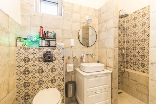 Eladó családi ház, Salköveskúton 195 M Ft, 3+1 szobás