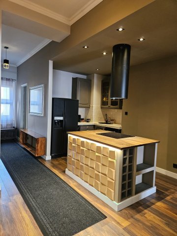 Kiadó téglalakás, albérlet, V. kerületben, Szemere utcában