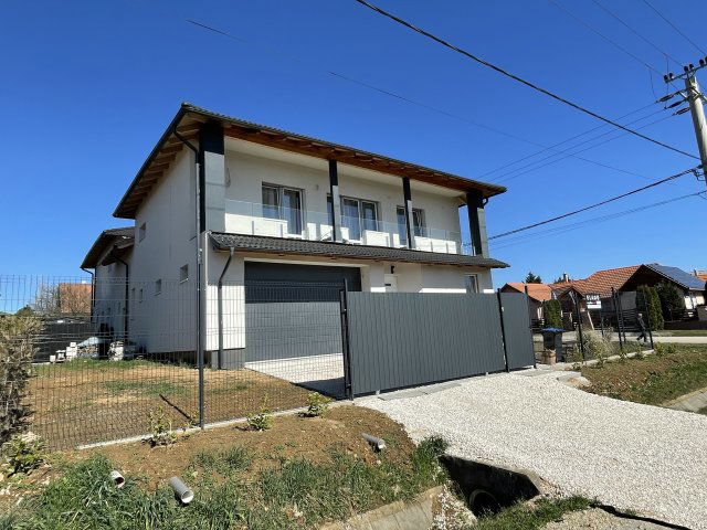 Eladó téglalakás, Pécelen, Szondy utcában 129.9 M Ft, 5 szobás