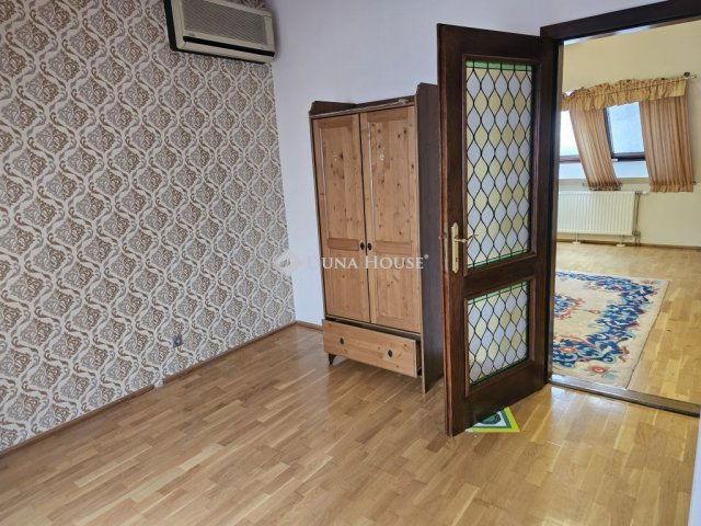 Eladó sorház, Budapesten, II. kerületben 390 M Ft, 7 szobás