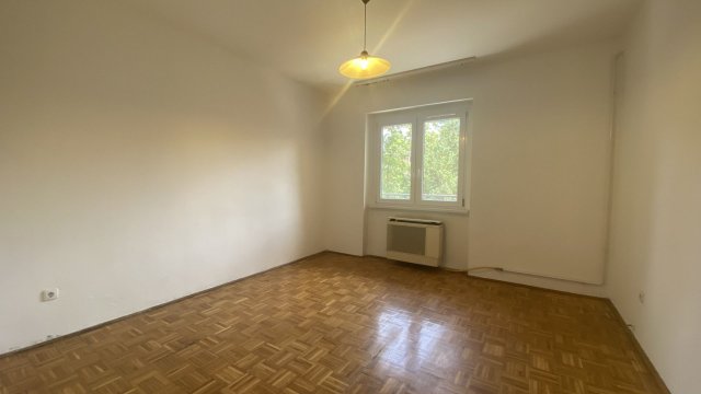 Eladó téglalakás, Debrecenben 78 M Ft, 2 szobás