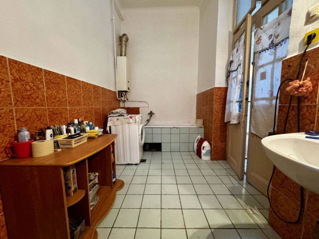 Eladó családi ház, Miskolcon 20 M Ft, 3 szobás