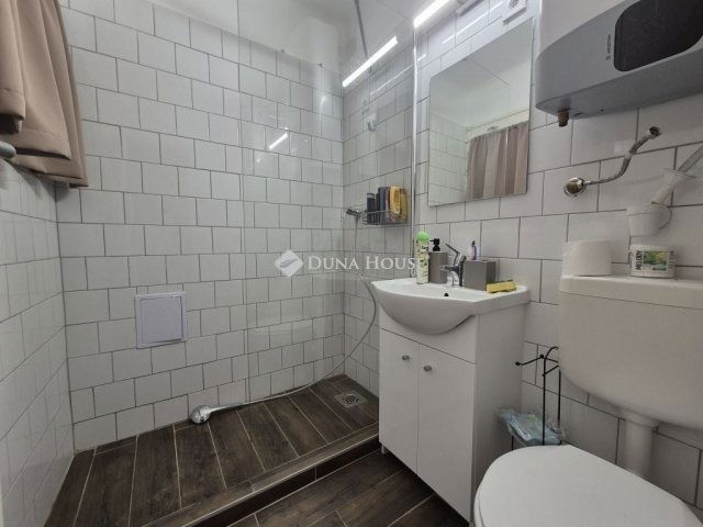 Eladó nyaraló, Zamárdiban 48.5 M Ft, 2 szobás