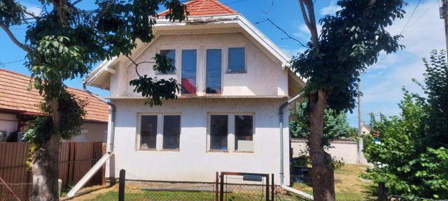 Eladó családi ház, Siófokon 68 M Ft, 2 szobás