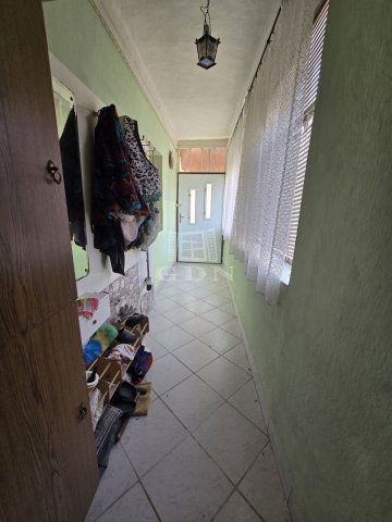 Eladó családi ház, Szászváron 24 M Ft, 5 szobás