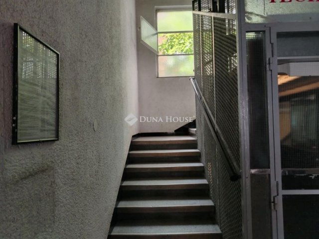 Eladó téglalakás, Budapesten, II. kerületben 180 M Ft, 3 szobás