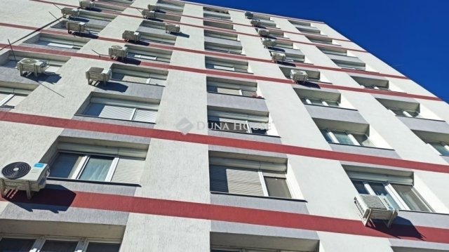 Eladó panellakás, Budapesten, XXII. kerületben 70 M Ft, 3 szobás