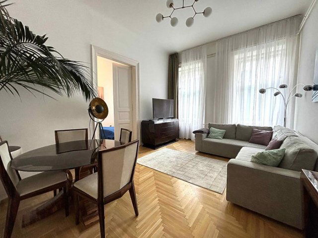 Eladó téglalakás, Budapesten, VI. kerületben, Ó utcában