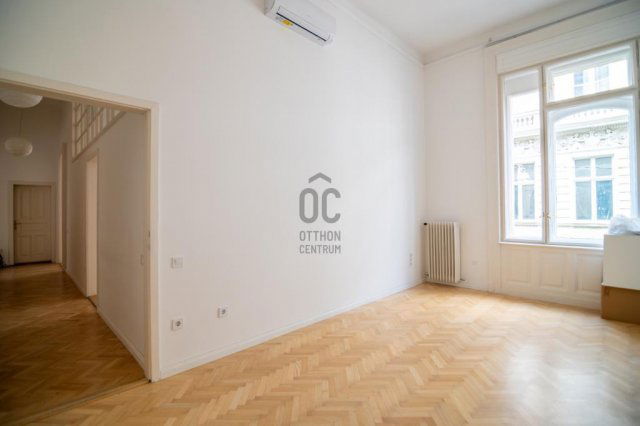 Eladó téglalakás, Budapesten, VI. kerületben 250 M Ft, 4 szobás