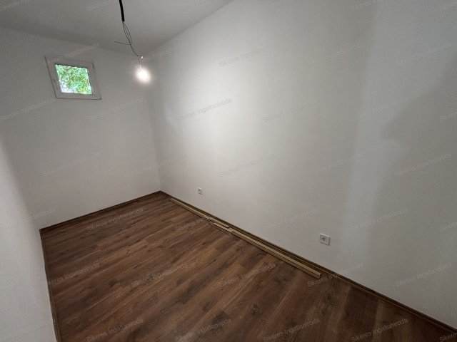 Eladó családi ház, Tatabányán 38 M Ft, 2+1 szobás