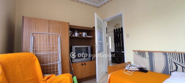 Eladó családi ház, Salgótarjánban 24 M Ft, 3 szobás