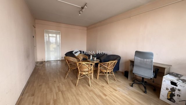Eladó panellakás, Kaposváron 30.9 M Ft, 2 szobás