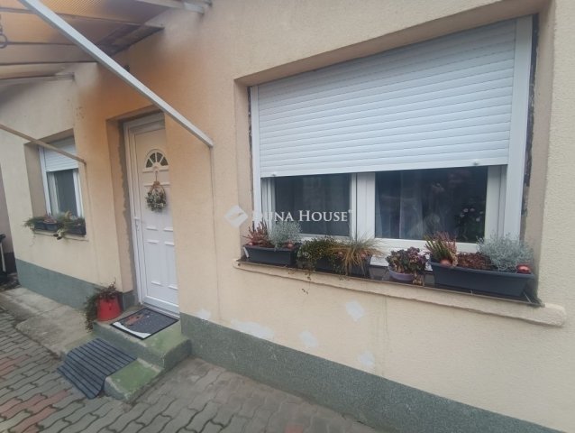 Eladó családi ház, Budapesten, XXIII. kerületben 55 M Ft