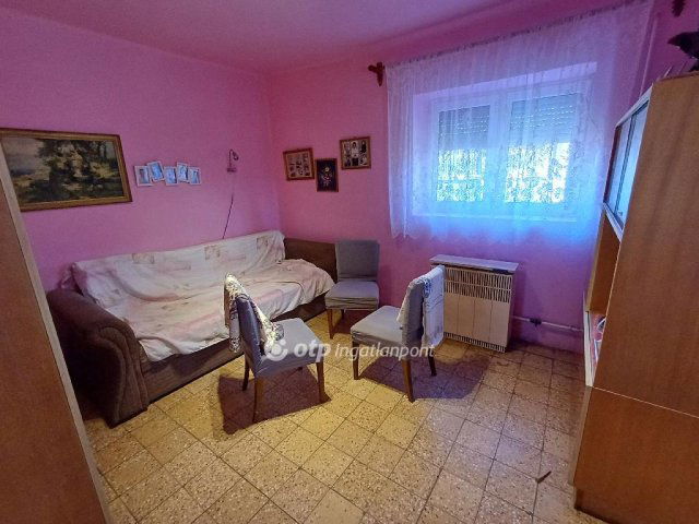 Eladó családi ház, Nagycserkeszen 11.9 M Ft, 2 szobás