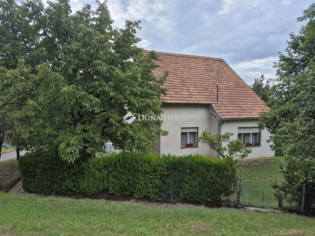 Eladó családi ház, Hidason 37 M Ft, 3 szobás