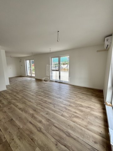 Eladó téglalakás, Budaörsön 174.9 M Ft, 3+1 szobás