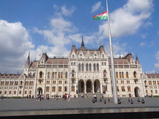 Kiadó téglalakás, albérlet, Budapesten, V. kerületben, 2 szobás