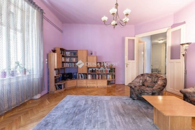Eladó téglalakás, Budapesten, VIII. kerületben 90 M Ft, 3 szobás