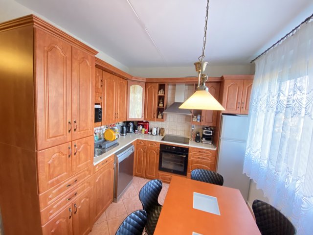 Eladó panellakás, Debrecenben 72 M Ft, 2+1 szobás