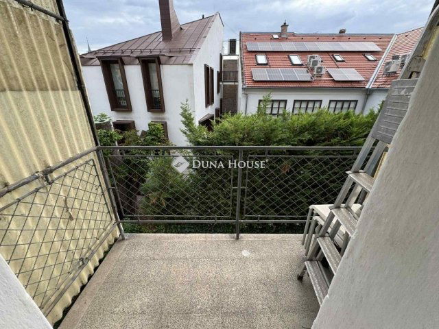 Kiadó téglalakás, albérlet, Pécsett 190 E Ft / hó, 2 szobás