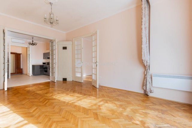 Eladó téglalakás, Budapesten, XIV. kerületben 103.6 M Ft