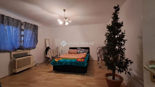 Eladó ikerház, Törtelen 55 M Ft, 4 szobás / költözzbe.hu