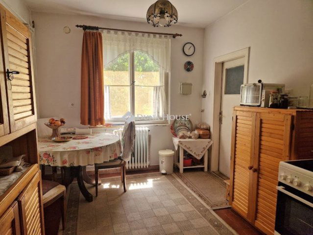 Eladó családi ház, Keszthelyen 65 M Ft, 4 szobás