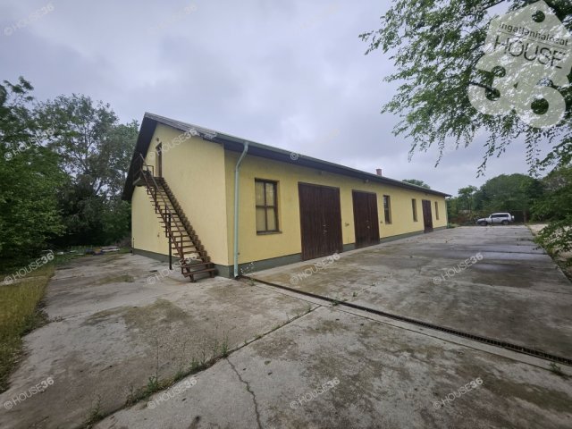 Eladó ipari ingatlan, Kecskeméten 110 M Ft / költözzbe.hu