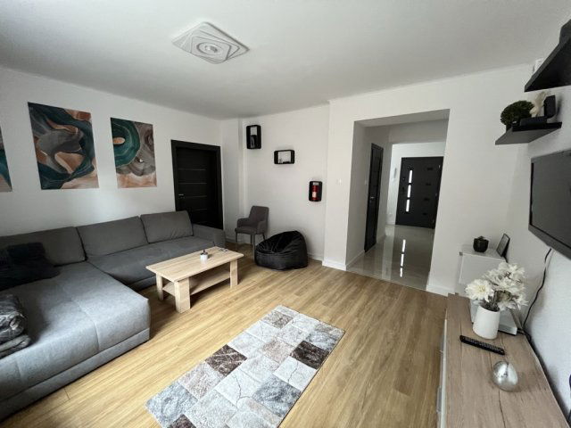 Kiadó téglalakás, albérlet, Tiszaújvárosban, Tisza úton