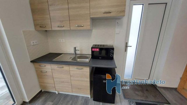 Eladó iroda, Telkin 54.7 M Ft, 1 szobás / költözzbe.hu