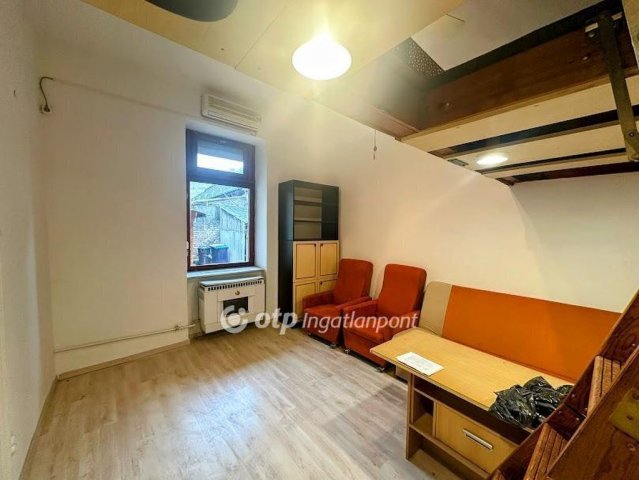 Eladó téglalakás, Budapesten, XXI. kerületben 39.77 M Ft