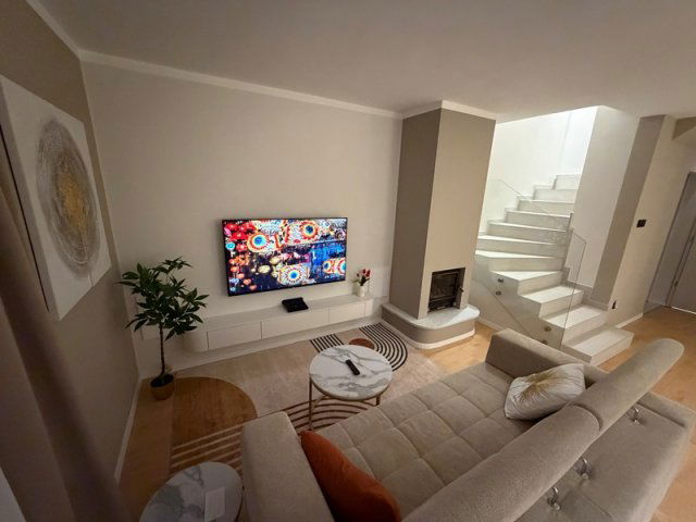 Kiadó téglalakás, albérlet, Pécsett, Bálicsi úton, 4 szobás