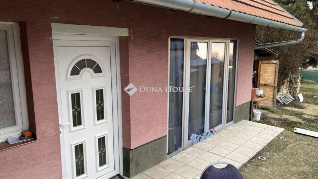 Eladó téglalakás, Biatorbágyon 51.9 M Ft, 2 szobás