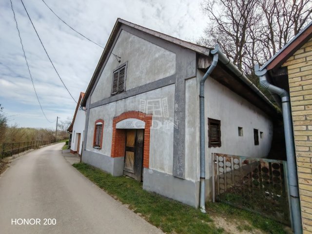 Eladó nyaraló, Nemesnádudvaron 12 M Ft, 2 szobás