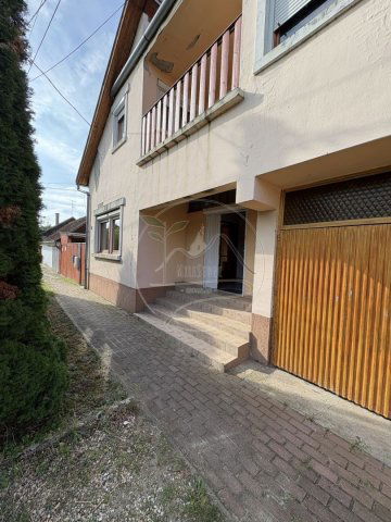 Eladó családi ház, Gyulán 46 M Ft, 4 szobás