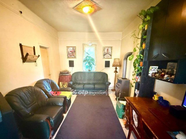 Eladó családi ház, Újszilváson 25.7 M Ft, 2+1 szobás