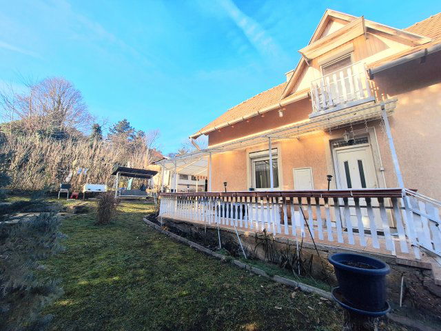 Eladó családi ház, Érden 112.9 M Ft, 2+2 szobás