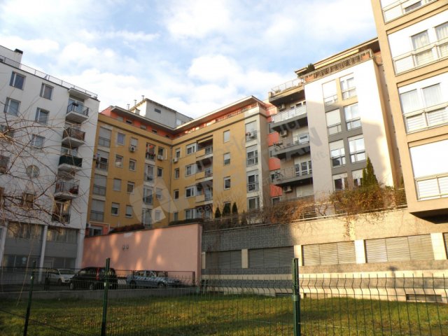 Kiadó téglalakás, albérlet, XIII. kerületben, Petneházy utcában