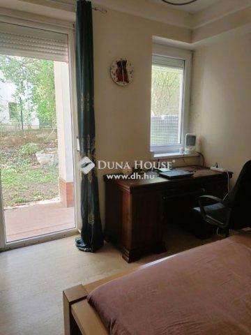 Eladó téglalakás, Budapesten, II. kerületben 158 M Ft, 4 szobás