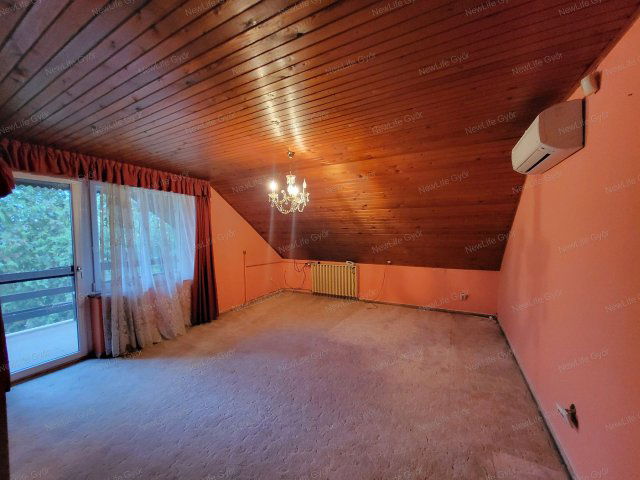 Eladó családi ház, Győrött 154.9 M Ft, 5 szobás