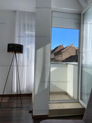 Eladó téglalakás, Budapesten, VII. kerületben, Garay téren