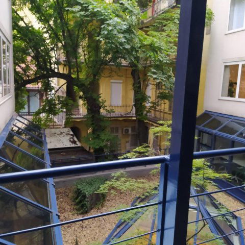 Kiadó iroda, Budapesten, II. kerületben 700 E Ft / hó, 1 szobás