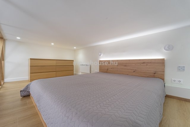 Kiadó téglalakás, albérlet, Budapesten, V. kerületben, 1 szobás